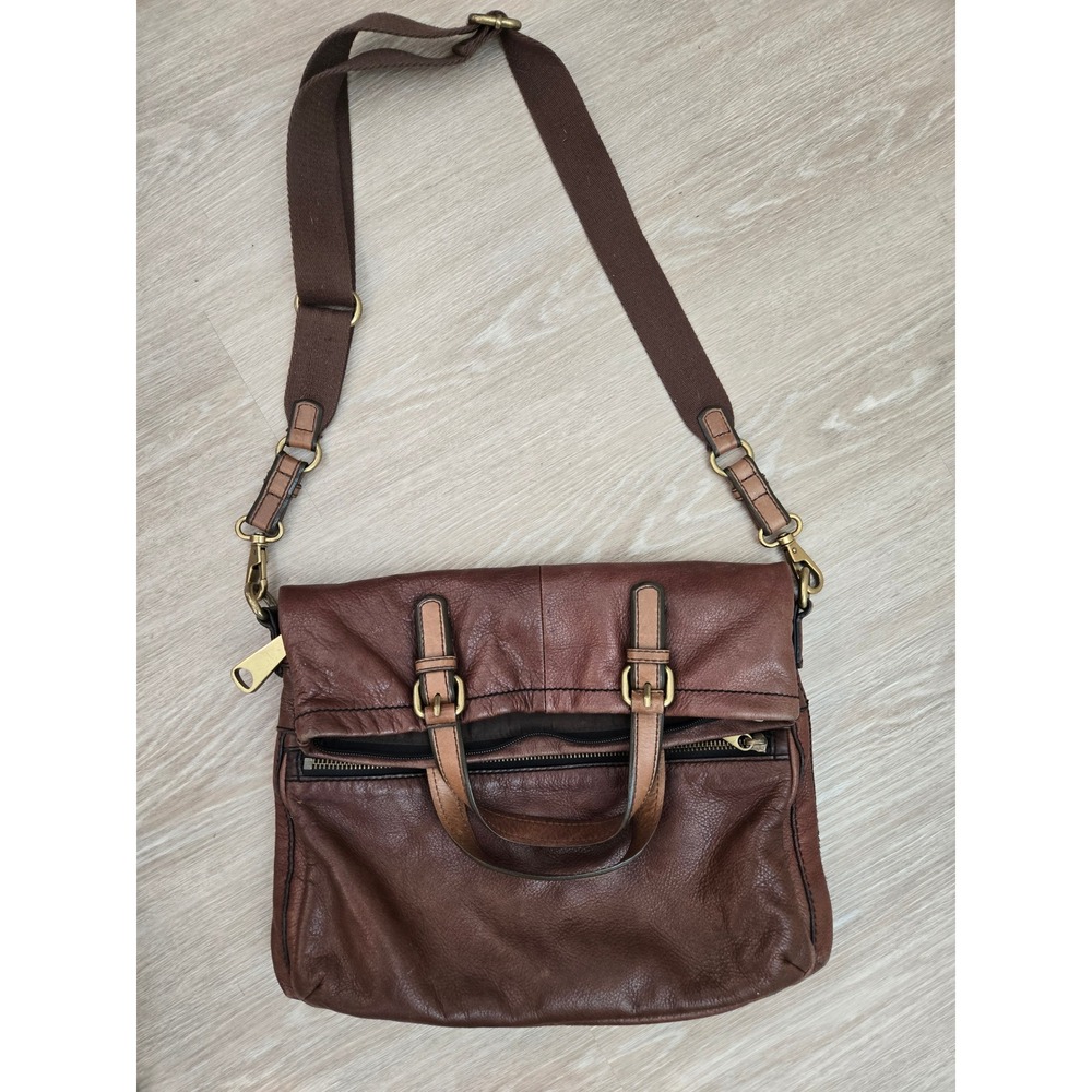 Fossil Explorer Leather Foldover Brown Crossbody Bag Messenger Satchel - Picture 3 of 13